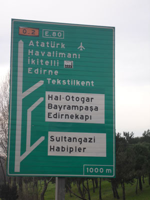 Turkiyede_Yol_Tabelalari