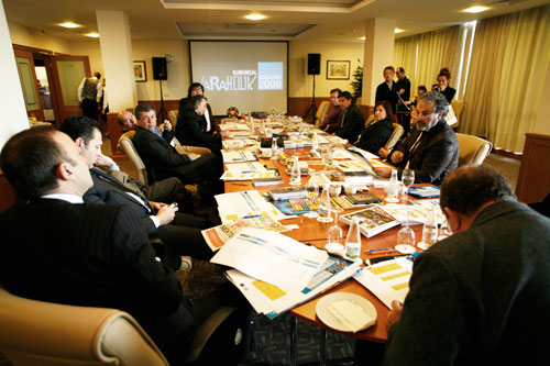 2009-01-07-02_Dogan-Holding-2008-Yaraticilik 2009-01-07-02_Dogan-Holding-2008-Yaraticilik